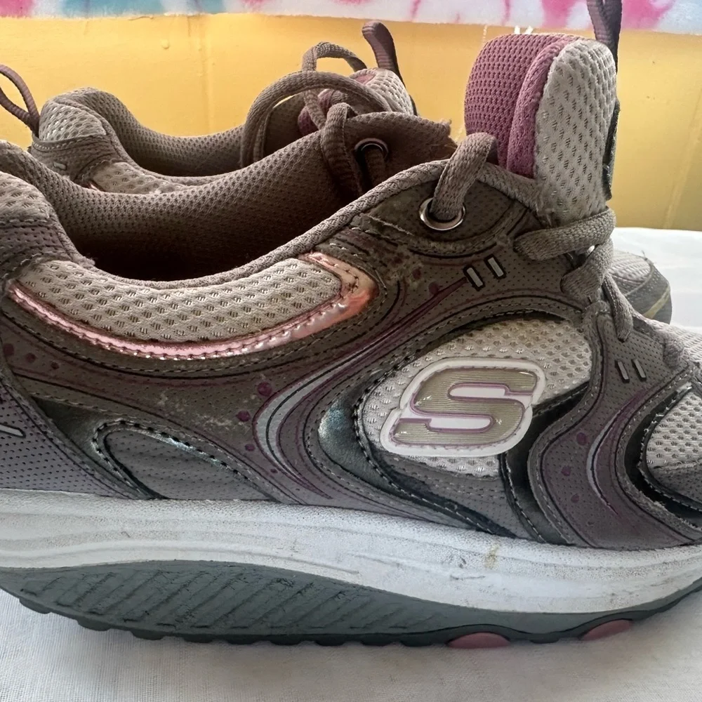 Skechers Kids' Gray and Pink Sneakers size6 #7